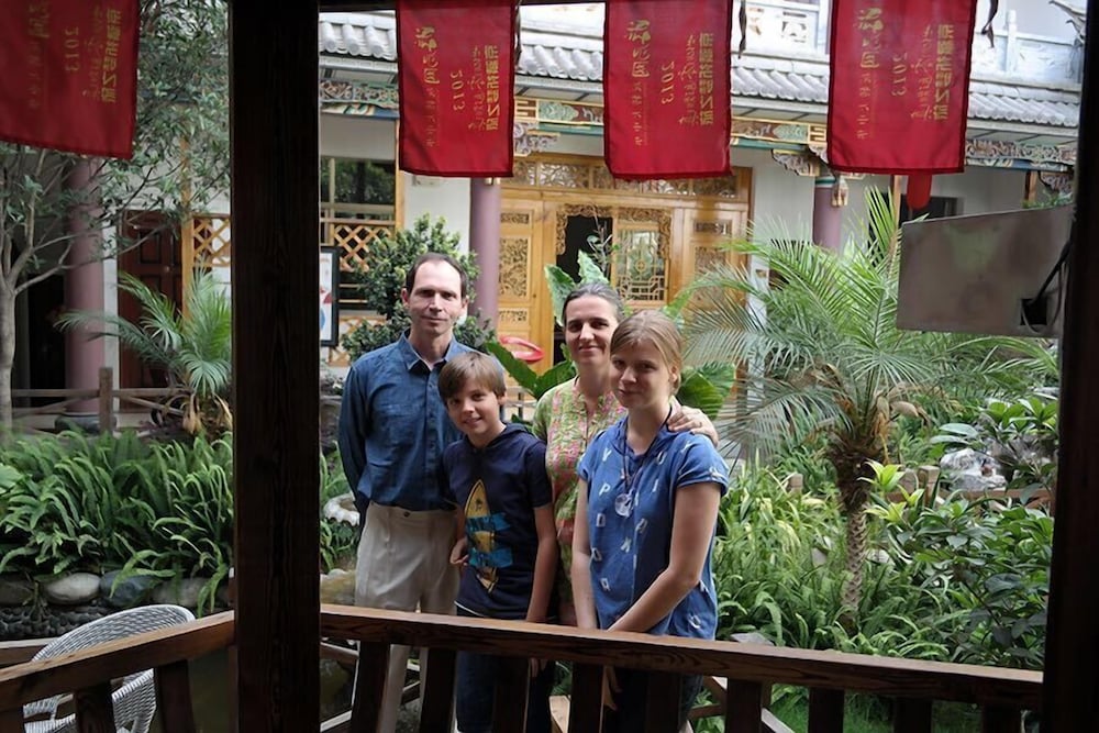 Фото China Old Story Inns Dali Ancient Town