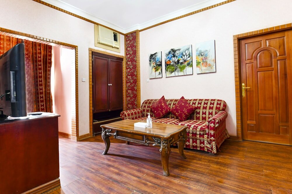 Фото Oyo 125 Moon Plaza Hotel