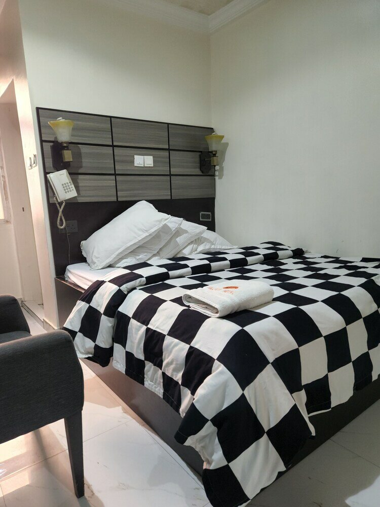 Фото Kelin Hotel & Suite