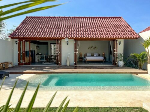 Гостиница Moana Villa & Suites Bingin