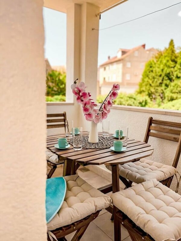 Гостиница Central Apartment Bol