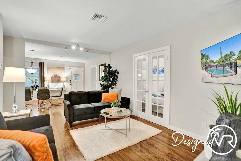 Фото Amazing 4br with Private Heated Pool