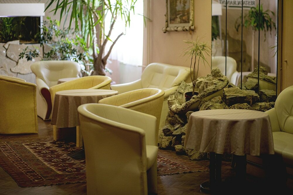 Фото Hotel Kapos