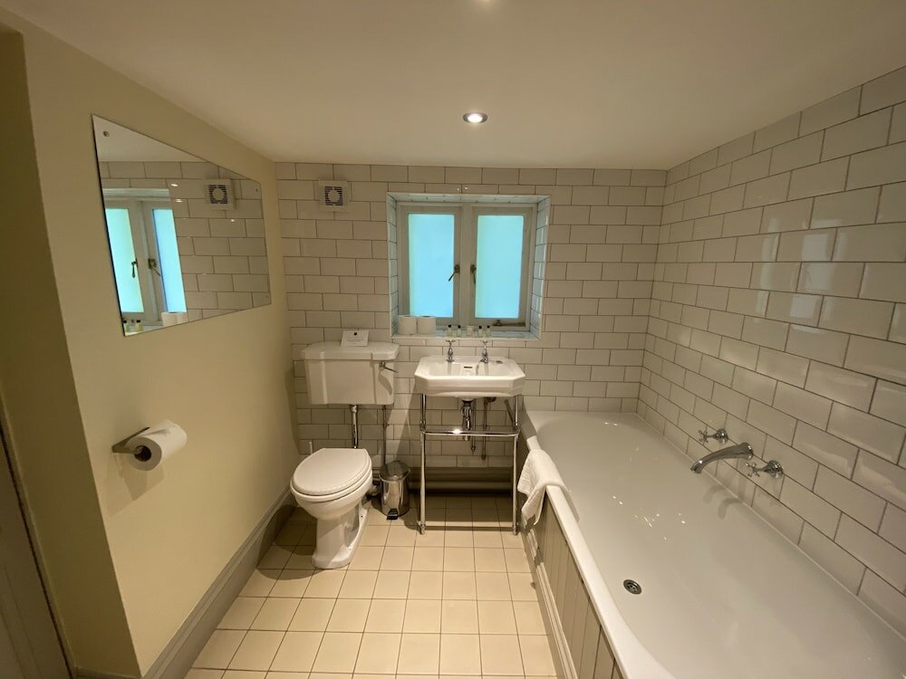 Фото Thornton Manor Estates