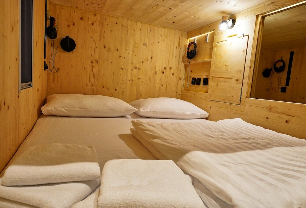 Фото Ljubljana Capsule Hostel