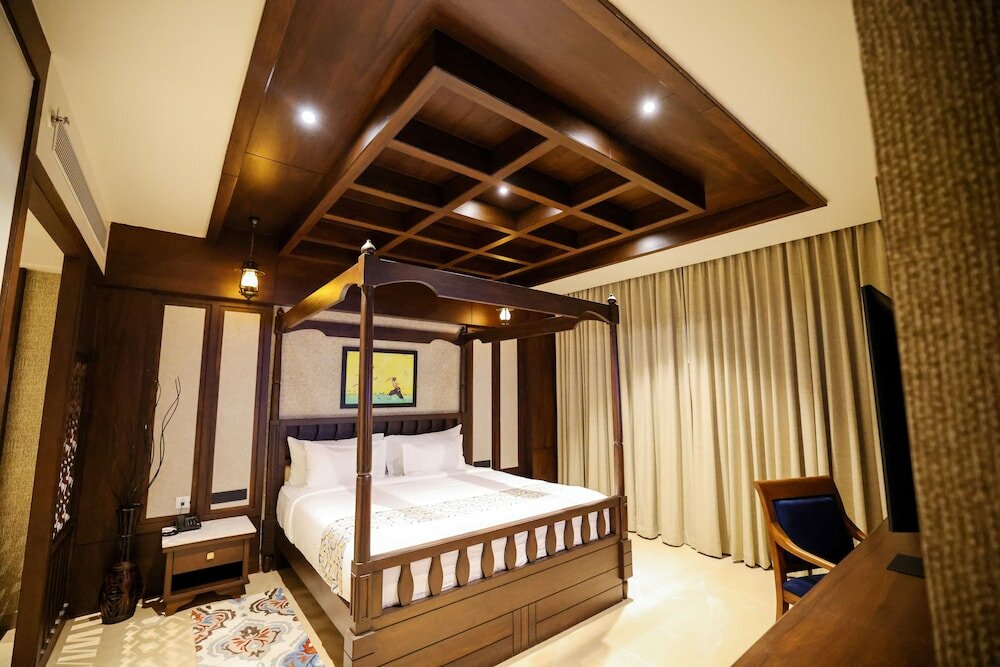 Фото Aj Grand Hotel