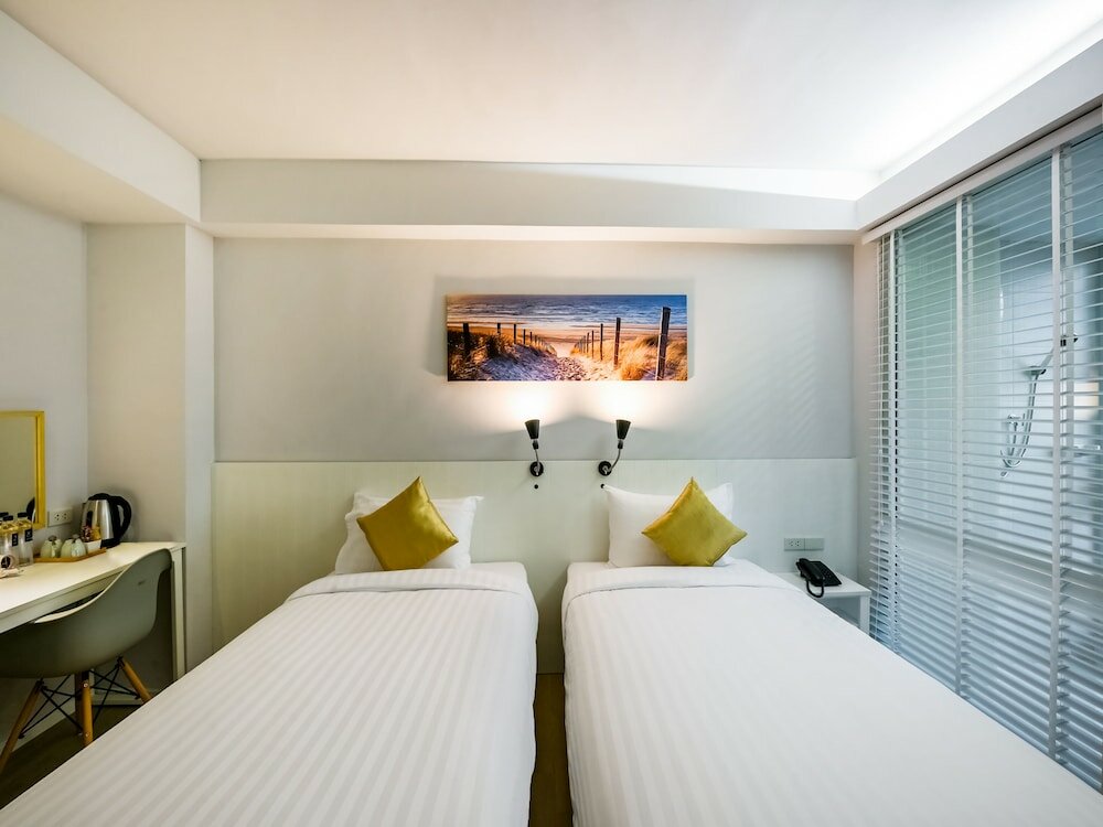 Фото Kitzio House Hotel