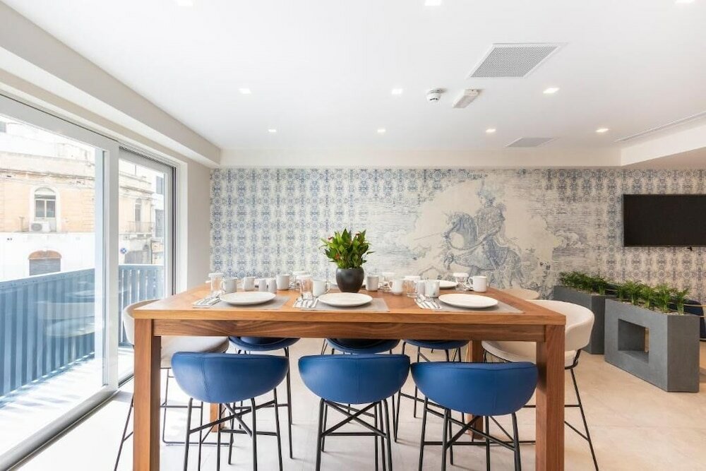 Фото G Hotel by Jl