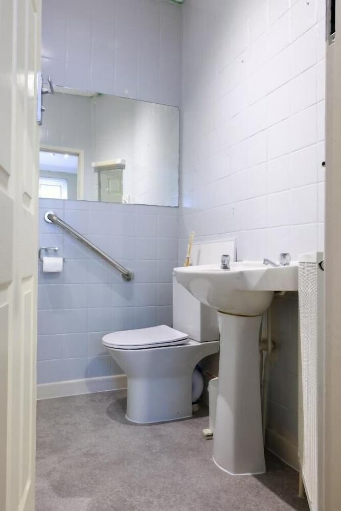 Фото Cransley by The Sea Rooms