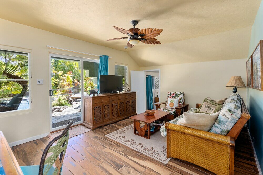 Фото Palione Papalani by Avantstay Steps From Kailua Beach w Private Pool & Hot Tub