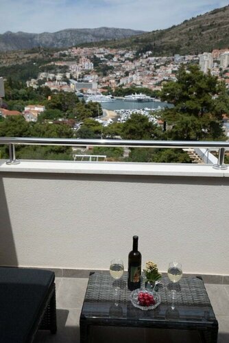 Гостиница Dubrovnik Breeze Apartment в Дубровнике
