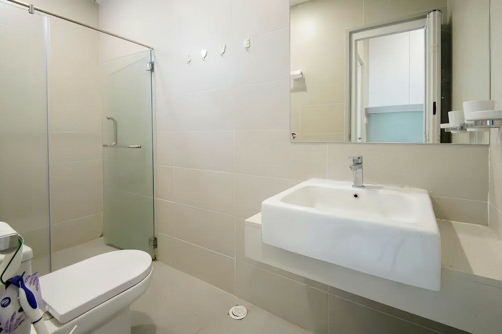 Фото Straits Garden Suites Georgetown