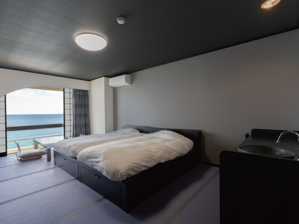 Фото Atagawaonsen Blue Ocean