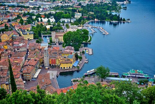 Гостиница San Zeno Di Montagna 1 Lake View & Garden