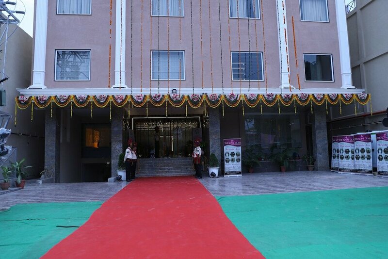 Гостиница The Royal Class Hotel