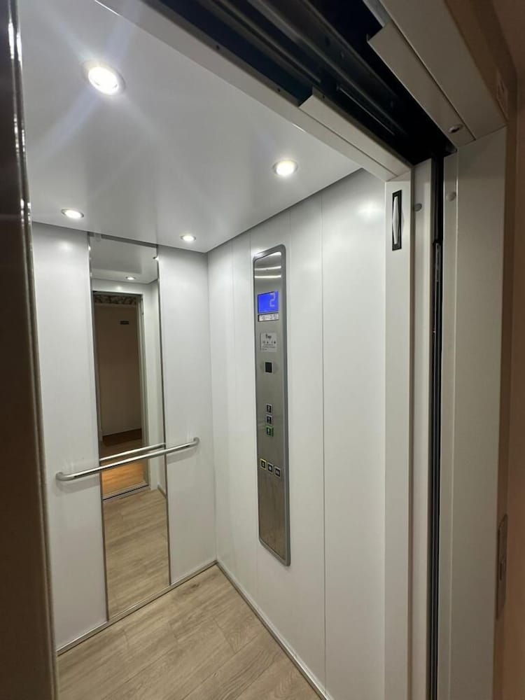 Фото Apartamentos Turísticos La Plaza