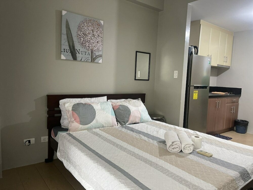 Фото Henry & Adiche Emperador Building