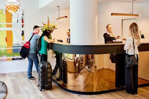 Гостиница Sojourn Apartment Hotel - Ghuznee