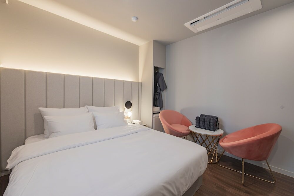 Фото Denbasta Hotel Heritage