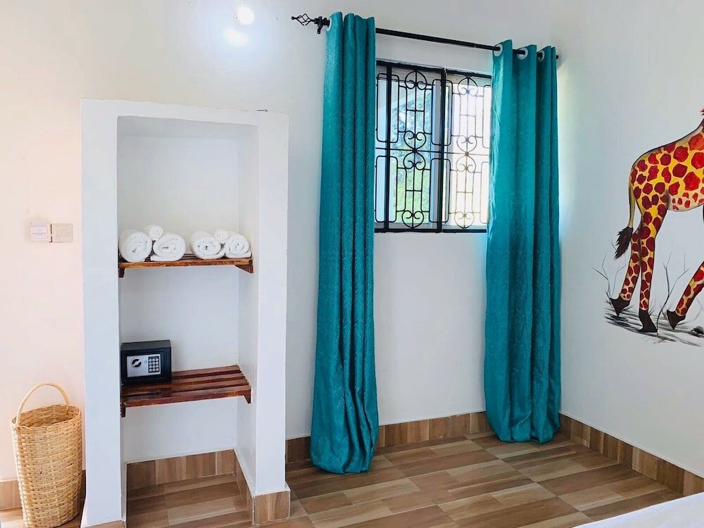 Фото The Star Hotel & Sports Bar Zanzibar