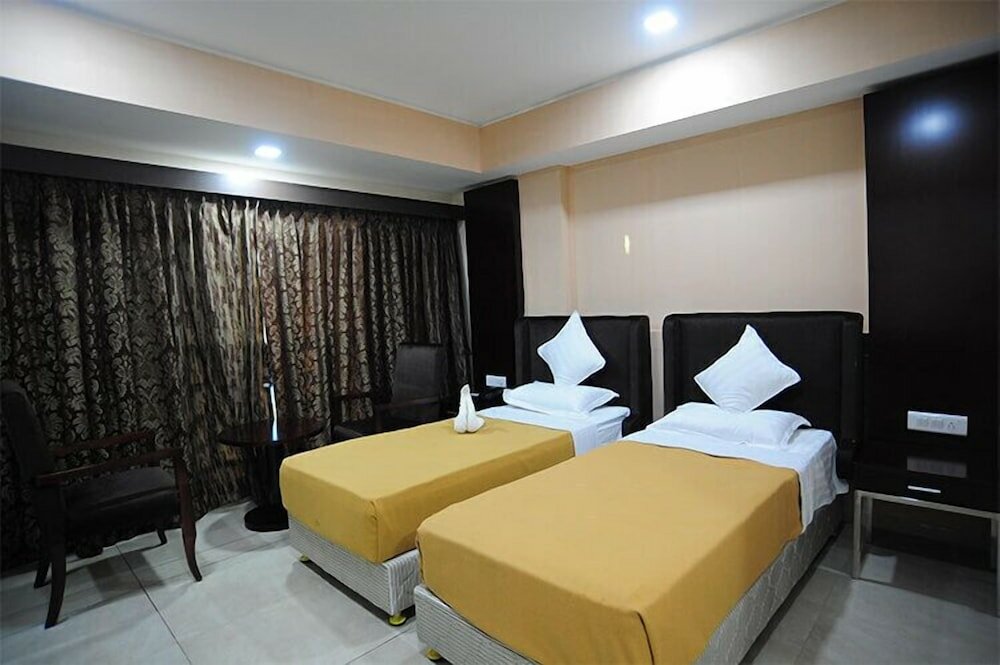 Фото Pride Biznotel - The Maison Anand