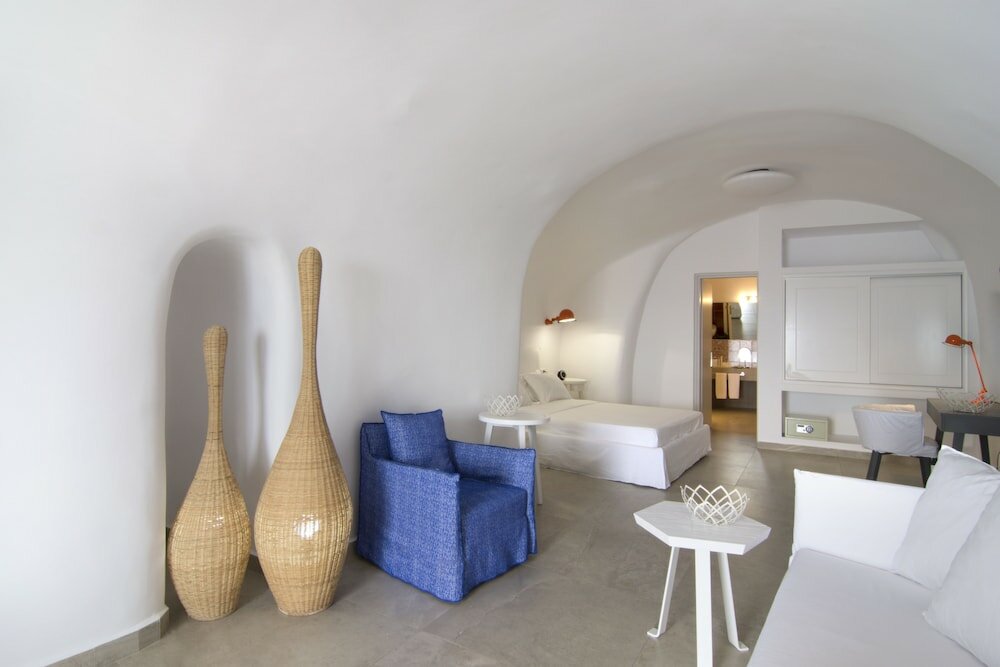 Фото Отель Santorini Secret Suites & Spa