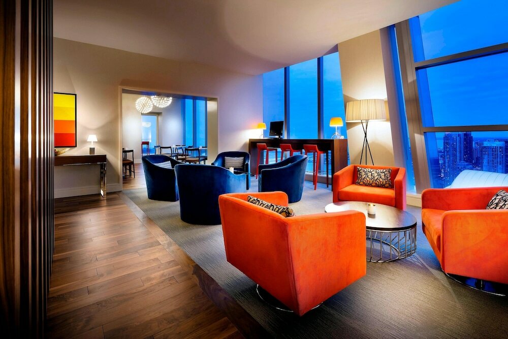 Фото Delta Hotels by Marriott Toronto