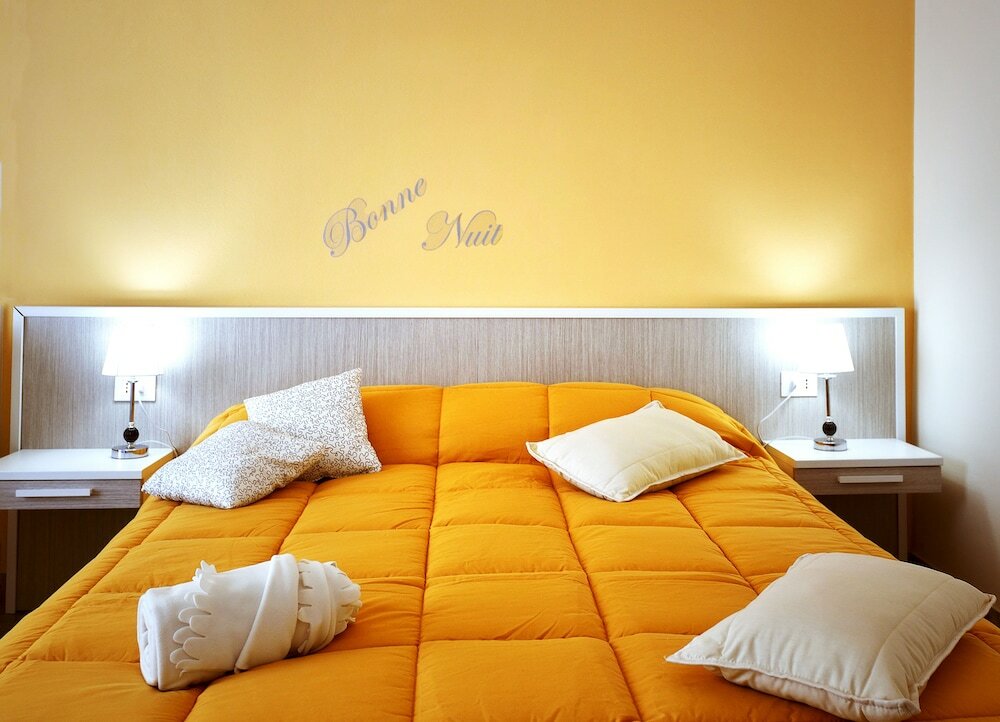 Фото 174 VIA Roma