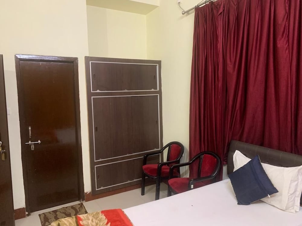 Фото Narendra Guest House