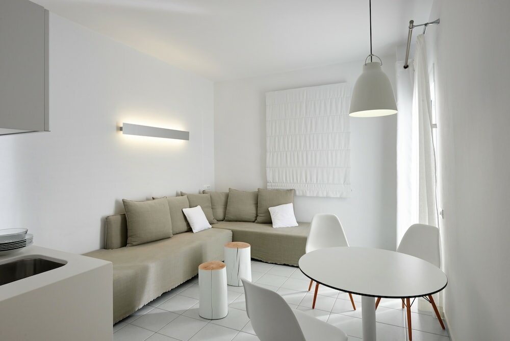 Фото Akrogiali Beach Hotel Apartments