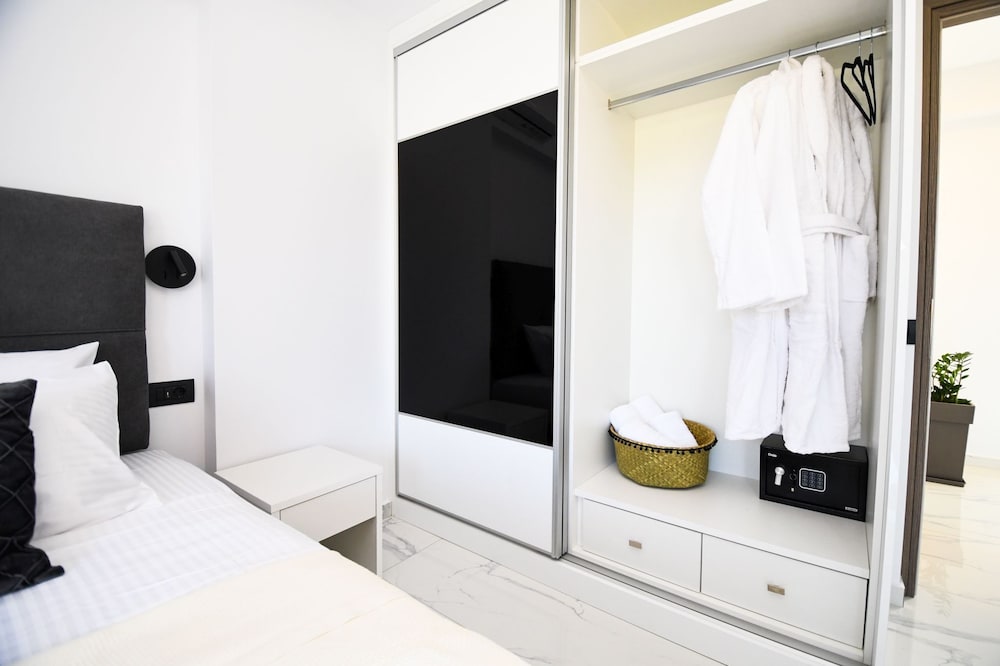 Фото Sun White Villa