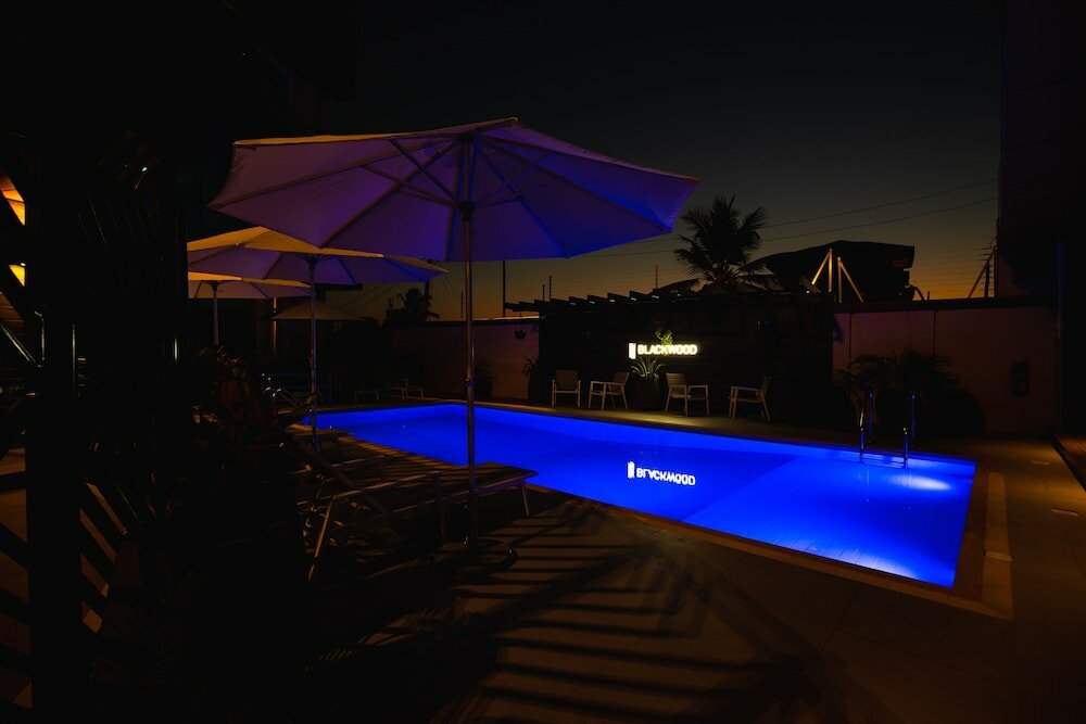 Фото Blackwood Hotel and Apartments