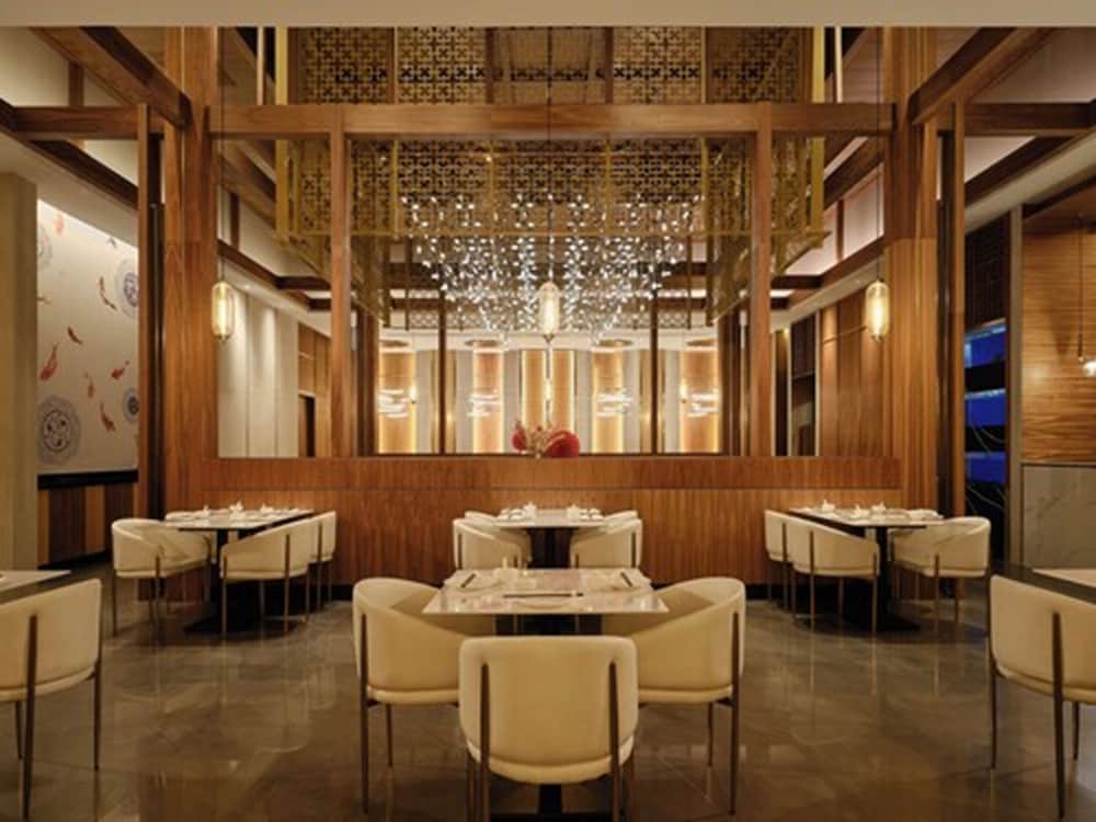 Фото Pickering Casino Resort