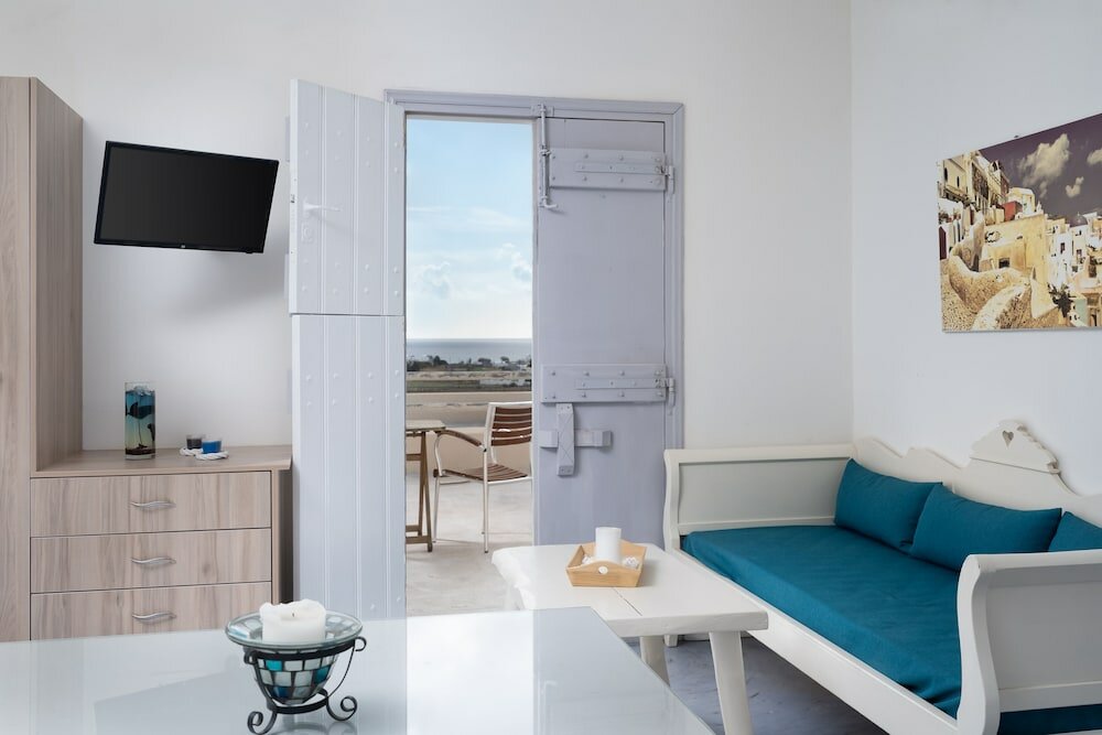 Фото Kapeli Suites