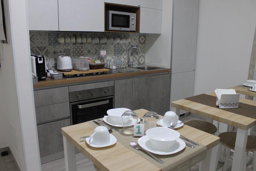 Фото Zaro Suites