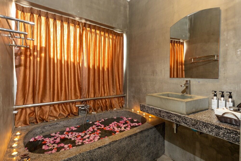 Фото The Five Senses Boutique Hotel