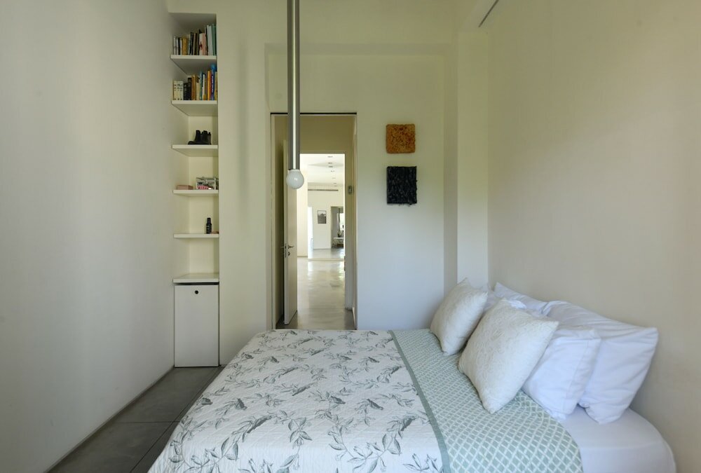 Фото Modern & Bright 3br apt with 2Balconies