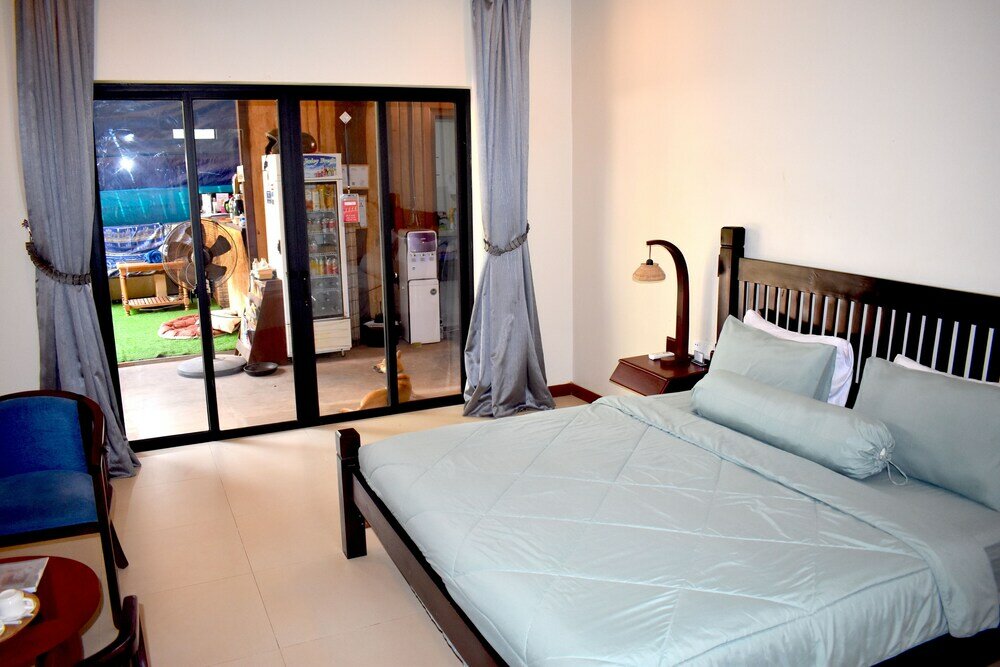 Фото Three Little Birds