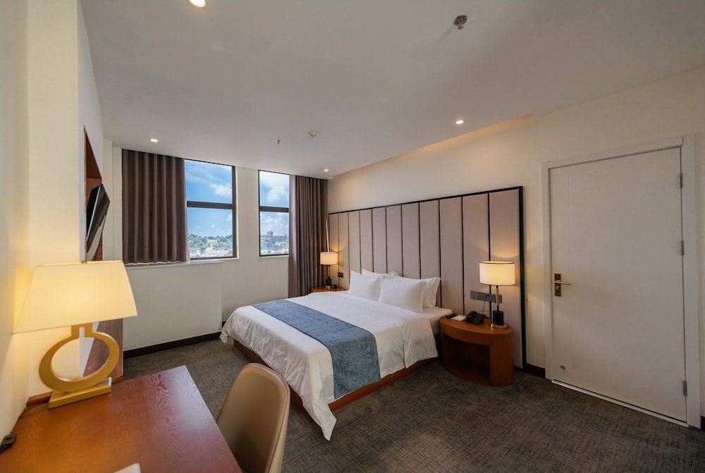 Фото Legend Hotel and Resort