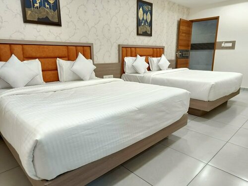 Hotel Lotus