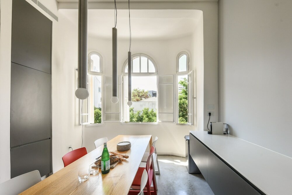 Фото Modern & Bright 3br apt with 2Balconies