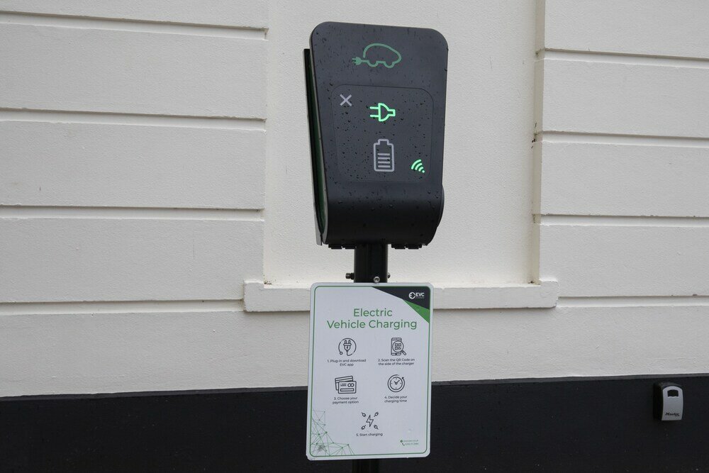 Фото Elliot Oliver - Luxury 2 Bedroom Regency Apartment With Parking & Ev Charger