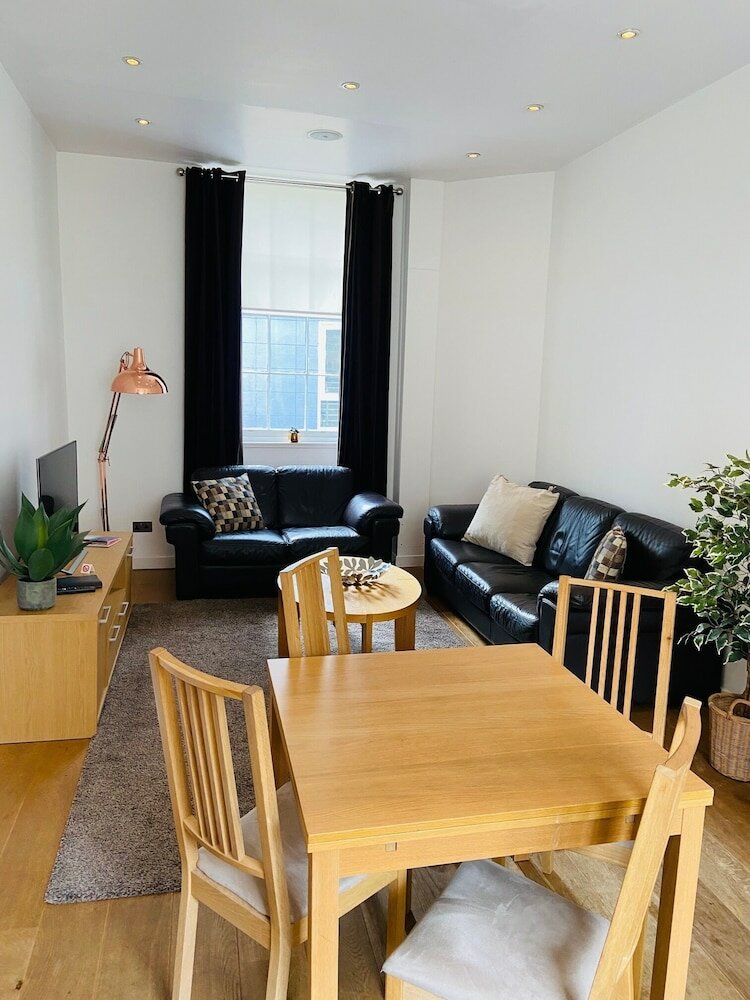 Фото My-Canning Street Apartments