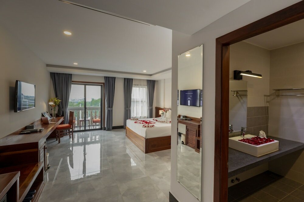 Фото Blanc Smith Hotel