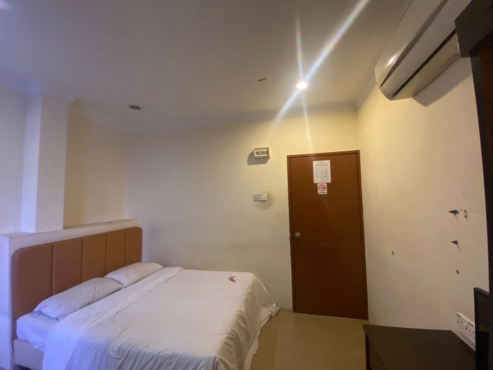 Фото One Stop Hotel