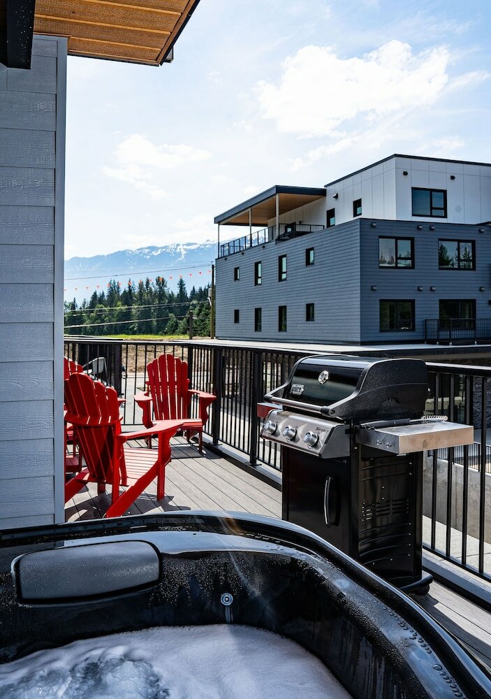 Фото Switchback Suite by Revelstoke Vacations