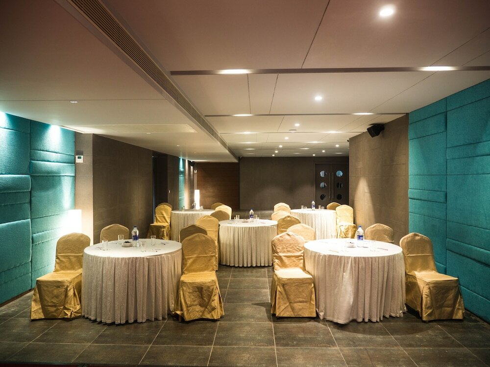 Фото Cholaa Dynasty - A Bergamont Hotel