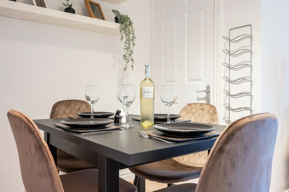 Фото Llansannor Drive by Tŷ Sa - Free Parking