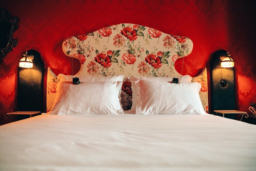 Фото Pensão Amor Madam’s Lodge