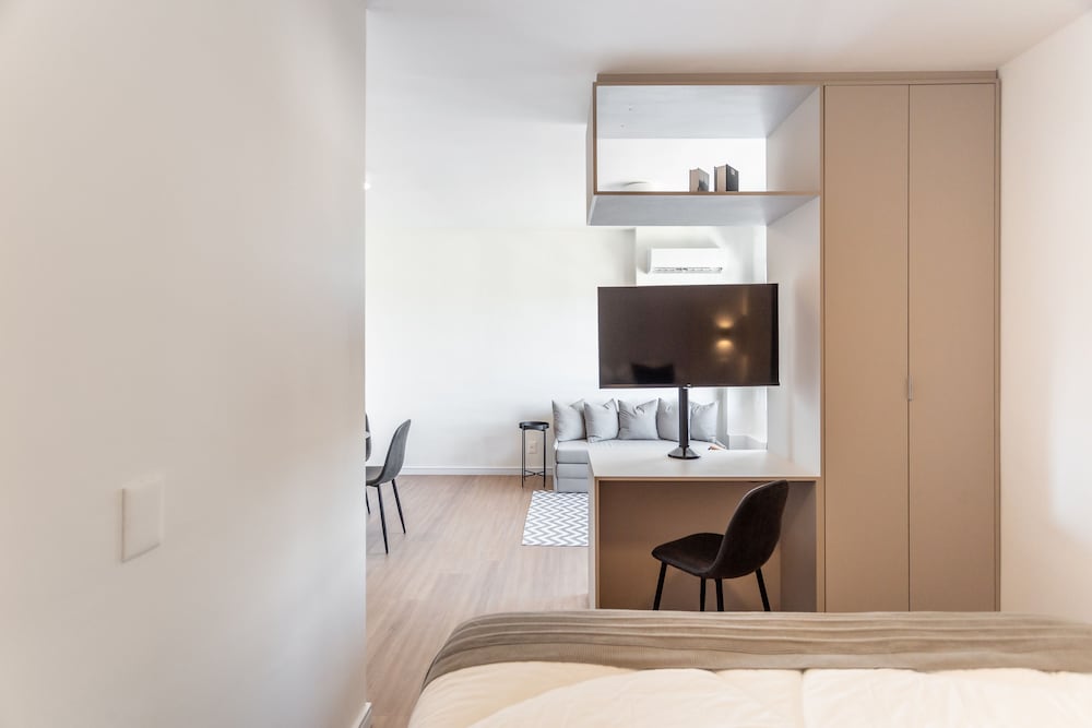 Фото Charlie Connect Partenon